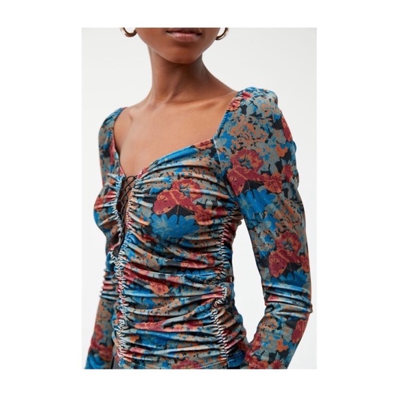 Urban Outfitters Velvet Floral Top Long Sleeve Lace Up Small - Picture 1 of 9